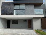 ESTRENA CASA A SOLO MINUTOS DE SONATA PARQUE SOFIA