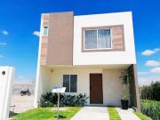 Estrena casa al sur de Aguascalientes, Casa en venta...