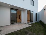 ESTRENA CASA CON ACABADOS DE LUJO EN CIMA AZUL