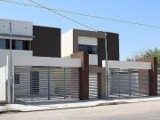 Estrena casa con acabados de lujo en Col. Pro Hogar