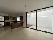 Estrena casa con recámara en planta baja, en Milenio... Estrena casa con recámara en planta baja, en Milenio...