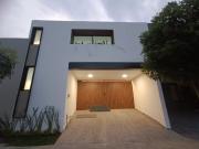 ESTRENA CASA CON RECÁMARA EN PLANTA BAJA EN PARQUE...