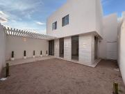 Estrena casa con Recamara en Planta baja en Zona Norte !