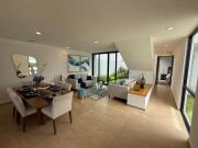Estrena casa con recámara en planta baja y jardín en...