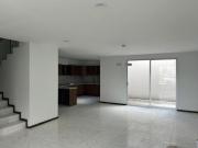 Estrena casa con Roof Garden y 4 recámaras en privada...