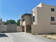 Estrena casa de 3 Niveles en Privada Freinet