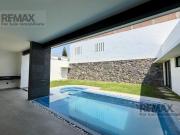 Estrena casa de lujo de una sola planta con alberca y...