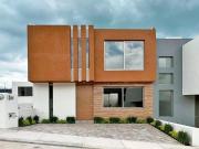 Casa Nueva en Cañadas del Bosque: 3 Recámaras, Cuarto de...