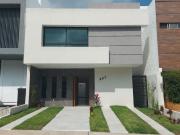 CASA PARA ESTRENAR EN EL FRACC. VALLE IMPERIAL