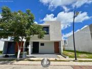 Estrena casa en el Mayorazgo del Carmen