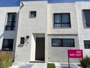 Estrena Casa En El Mirador, 3 Recamaras, 2.5 Baños,...