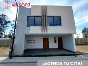 ESTRENA CASA EN LATERAL DE RECTA A CHOLULA MUY CERCA DE...