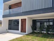 ESTRENA CASA EN RESIDENCIAL VILLA AIROSA BOULEVARD COLOSIO