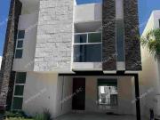 estrena casa en venta 3 rec más estudio más roof