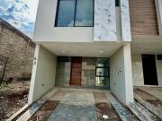 Estrena casa en venta en Fraccionamiento Zimaltá