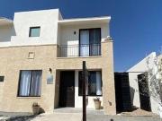 Estrena Casa Entre El refugio y Zibata, 4 Recamaras, 3...