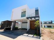 ESTRENA CASA MODERNA DE 3 RECÁMARAS EN RESIDENCIAL...