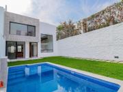 Estrena Casa Moderna doble altura y roof garden al sur...