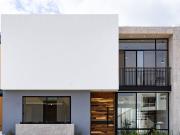 ESTRENA CASA NUEVA EN VENTA, A METROS DE LA GLORIETA DEL...