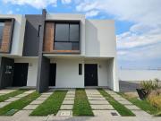 Casa en venta residencia Aurea