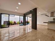 SE VENDE CASA EN FRACCIONAMIENTO EN Río Residencial,...