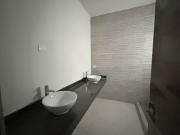 Estrena hermosa casa en fraccionamiento privado al norte...