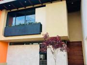 ESTRENA HERMOSA CASA UBICADA A DOS MINUTOS DE WALMART LA... ESTRENA HERMOSA CASA UBICADA A DOS MINUTOS DE WALMART LA...