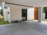 Estrena moderna casa de 4 hab en Lagos del Sol Residencial