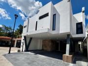 Estrena Residencia con Vista al Country Tabachines Estrena Residencia con Vista al Country Tabachines