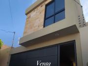 OPORTUNIDAD ESTRENA CASA EN VENTA DE LOMAS