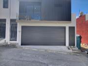 ESTRENE CASA DE 3 RECAMARAS, LA PRINCIPAL CON TINA,...