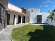 ESTRENE HERMOSA CASA EN UN NIVEL CON 3 RECÁMARAS,...