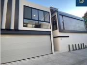 Estrene moderna casa en privada zona Dorada de Cuernavaca