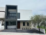 ESTRENE MODERNA CASA EN VENTA FRACCIONAMIENTO LOMAS DE...