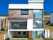 ESTRENE PRECIOSA CASA EN BOSQUE ESMERALDA EN VENTA O RENTA