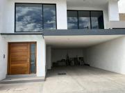 ESTRENE PRECIOSA CASA EN RESIDENCIAL MONCAYO