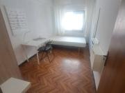 ESTUDIANTESSSS!. Piso en magnifica zona, junto a la Avd....