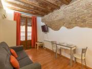 Estudio con aire acondicionado en alquiler en Ciutad...