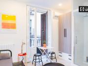 Estudio con aire acondicionado en alquiler en Malasaña,...