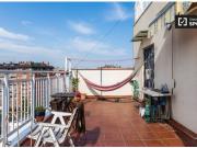 Estudio con terraza en alquiler cerca del Camp Nou en Sants