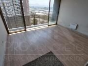Estudio con terraza en arriendo frente al metro Carlos...