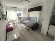 Estudio con terraza y espectaculares vistas al mar –...