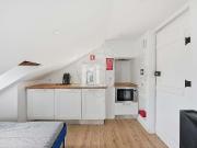 Estúdio* em mansarda, em edifício de traça antiga, no...