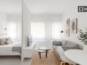 Estudio en alquiler en Almendrales, Madrid