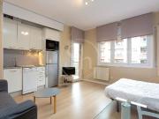 Estudio en alquiler en calle De Berlín, Barcelona, de 23...