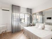 Estudio en alquiler en calle De Berlin, Barcelona, de 25...