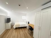 Estudio en alquiler en calle De Sants, Barcelona, de 33...