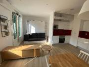 Estudio en alquiler en calle De Sants, Barcelona, de 41...