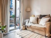 Estudio en alquiler en calle Del Carme, Barcelona, de 32...