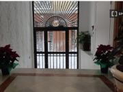 Estudio en alquiler en Cortes, gastos incluidos